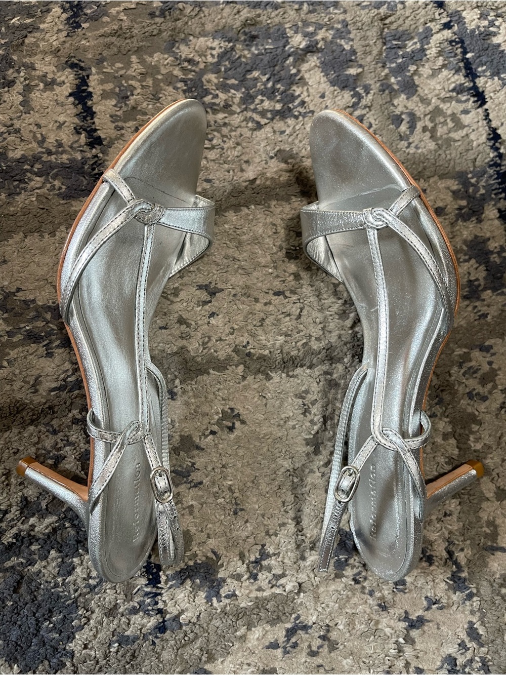 Reformation Nino Silver Sling Back Kitten Heel Sandals Size 8 - Picture 5 of 13